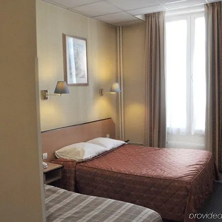 Caravelle Hotel 3*