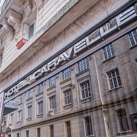 Caravelle 3* Paris